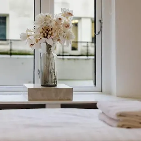 Charming In Copenhagen's Coolest Neighborhood Appartement *